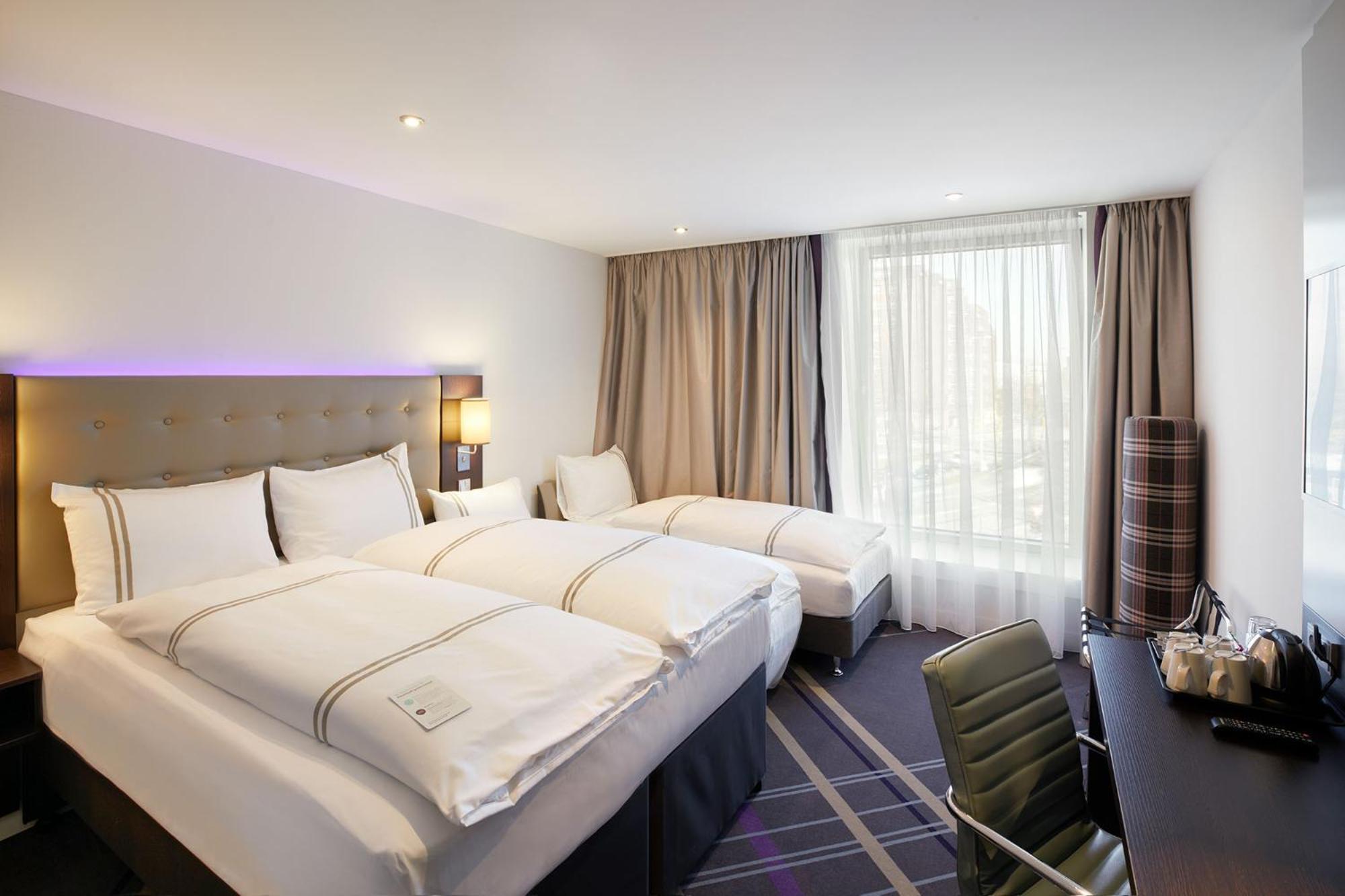 Premier Inn Hamburg City Zentrum Eksteriør bilde