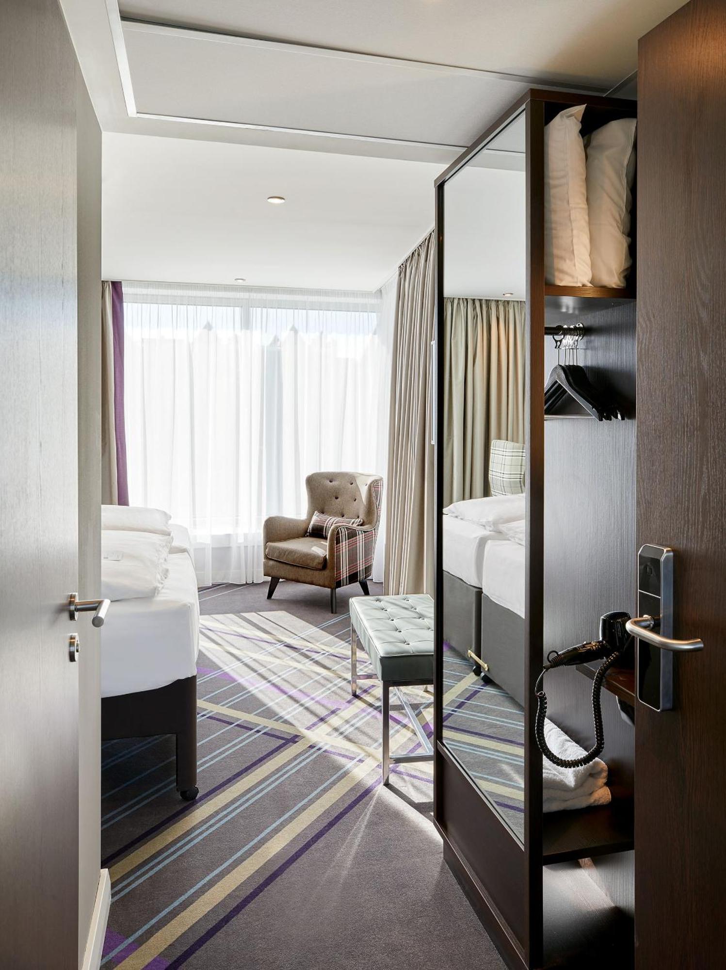 Premier Inn Hamburg City Zentrum Eksteriør bilde