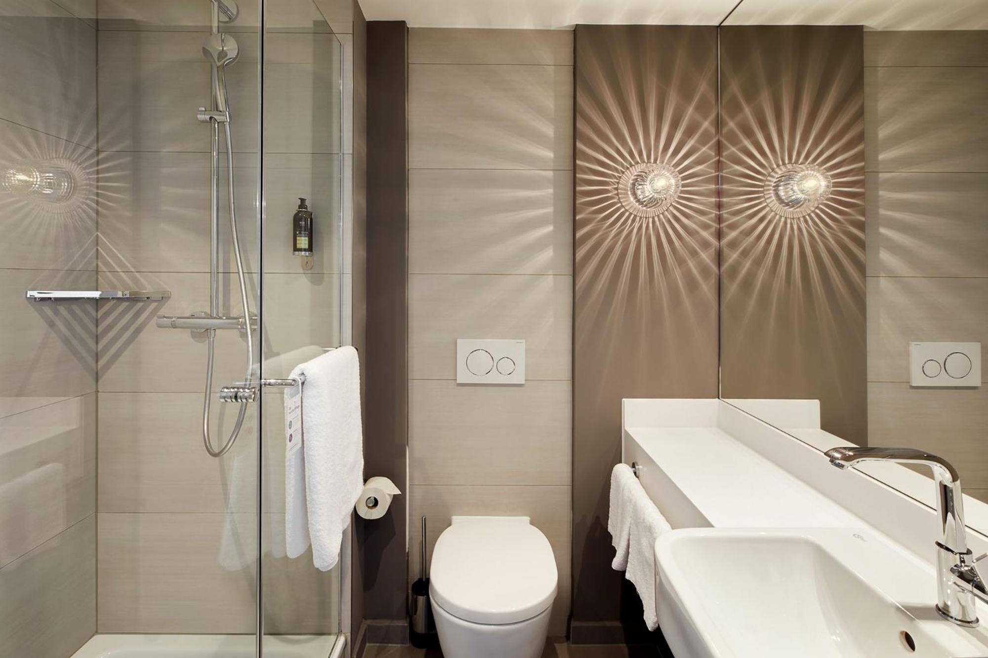 Premier Inn Hamburg City Zentrum Eksteriør bilde